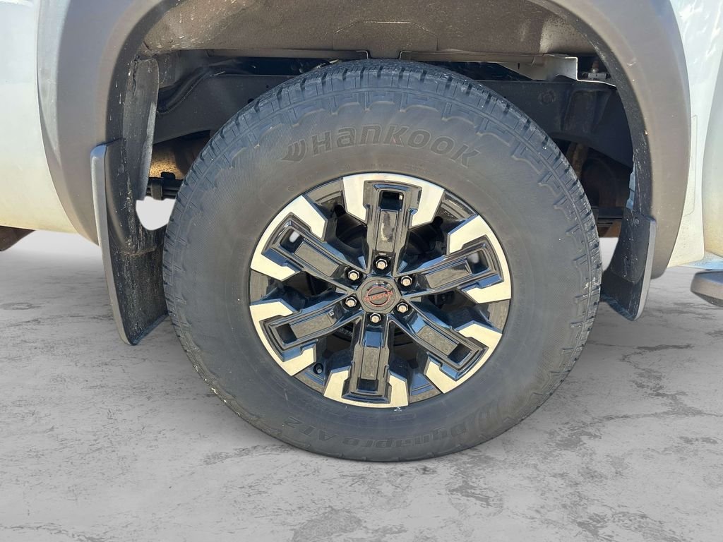 Used 2024 White Nissan PRO-4X image 33