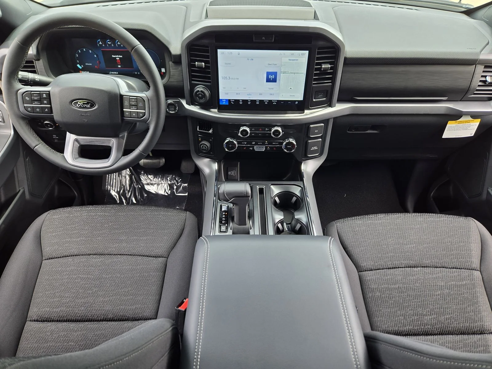 New 2026 Carbonized Gray Metallic Ford XLT image 18