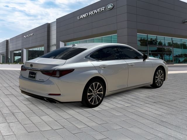 Used 2020 White Lexus 350 image 5