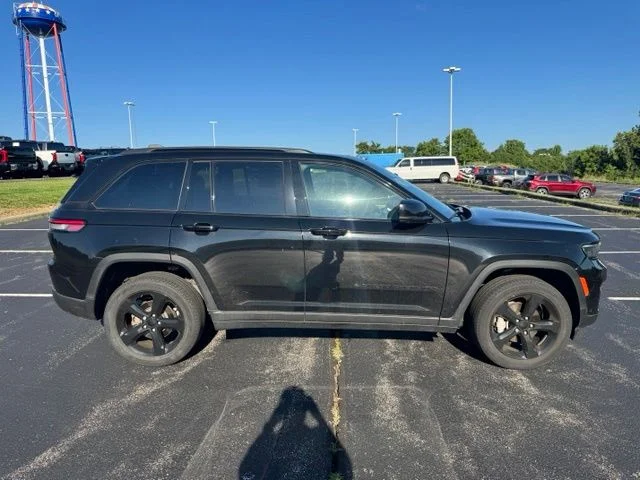 Used 2024 Black Jeep Limited image 2