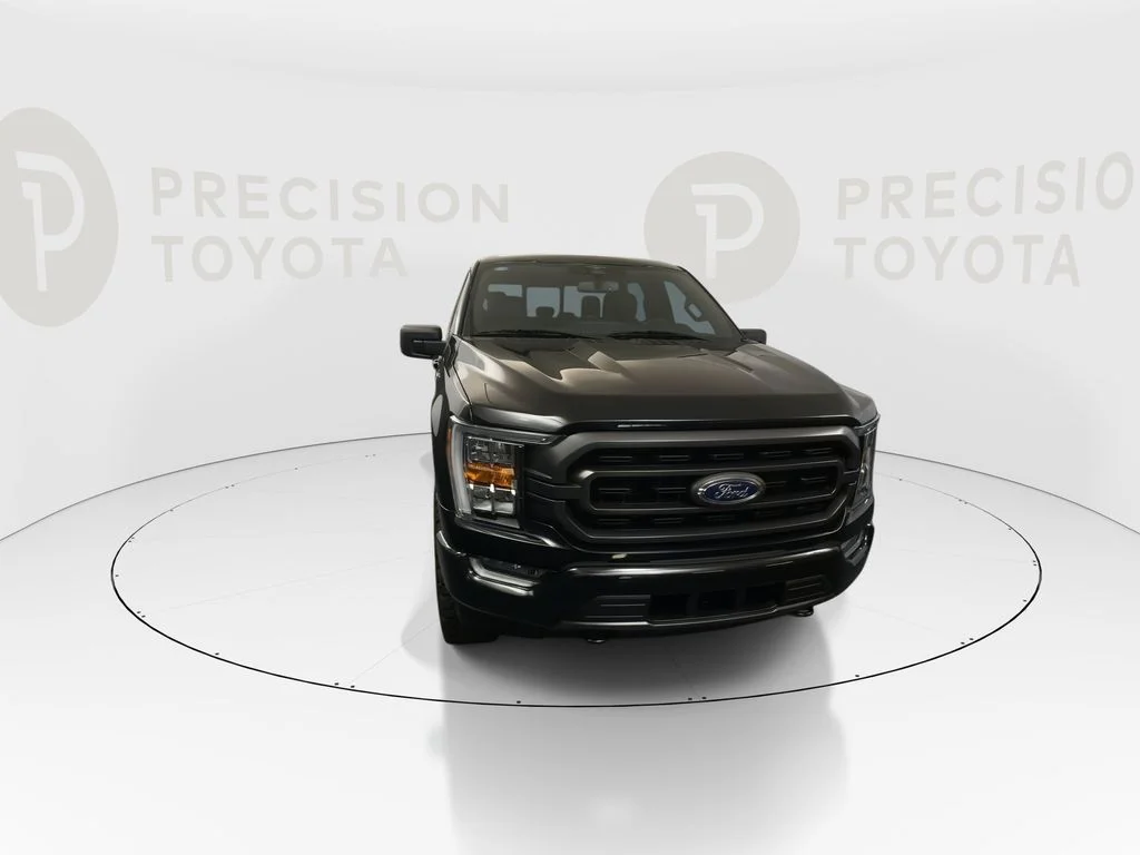 Used 2023 Black Metallic Ford XLT image 4