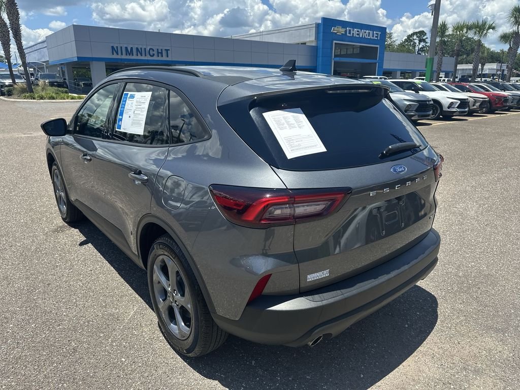Used 2025 Gray Ford ST-Line image 14