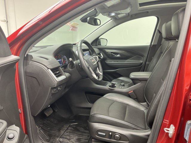 Used 2024 Volcanic Red Tintcoat GMC SLT image 3