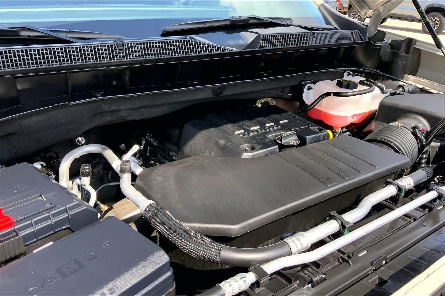 Used 2026 Summit White Chevrolet RST image 32