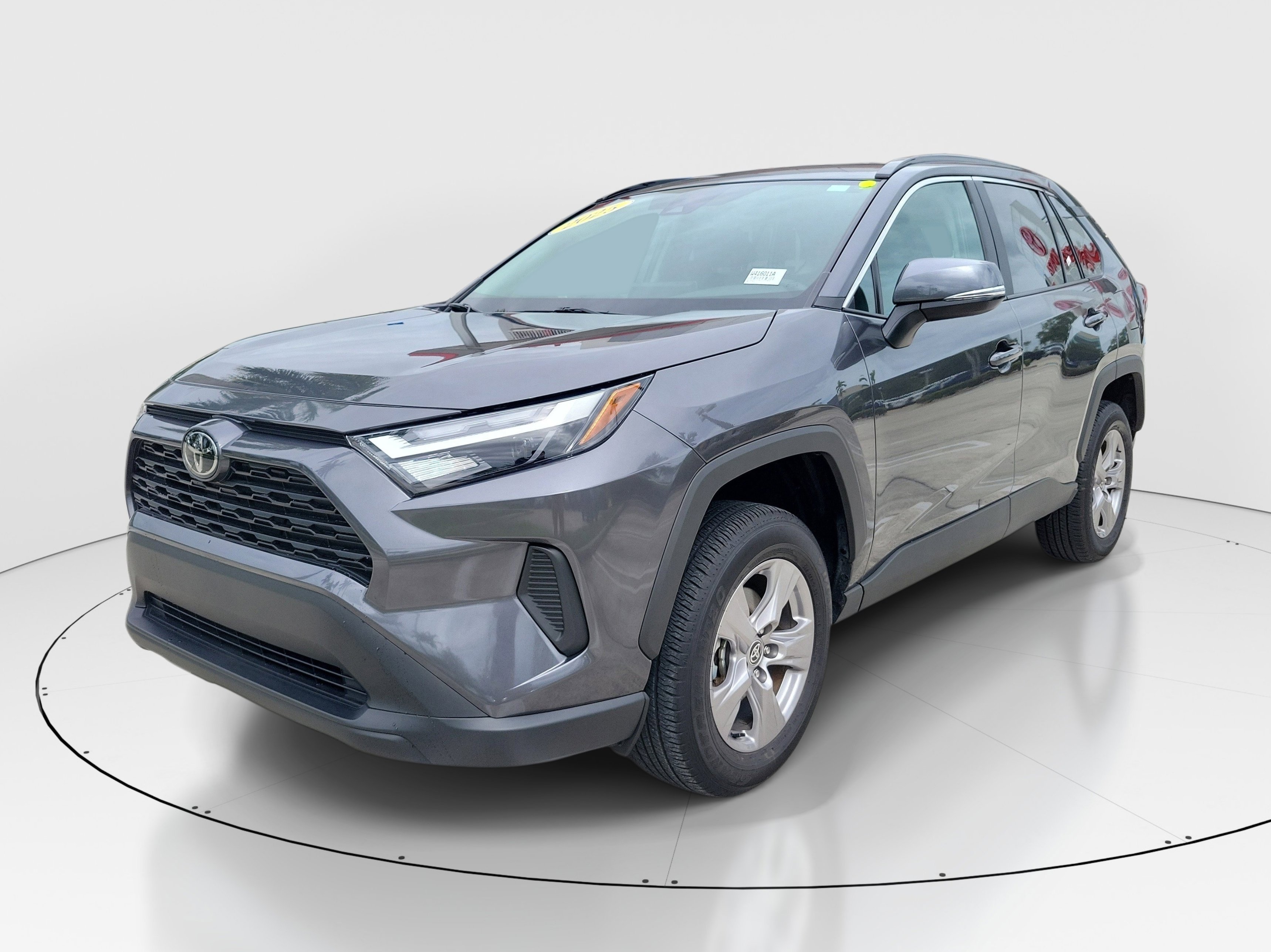 Used 2025 Magnetic Gray Metallic Toyota XLE image 3