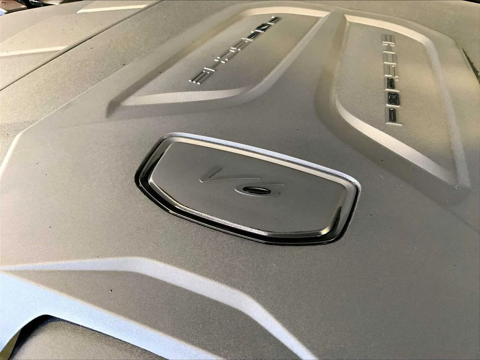 Certified Used 2026 Arctic Grey Porsche  image 33