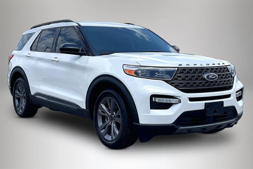 2023 Ford Explorer XLT RWD's photo