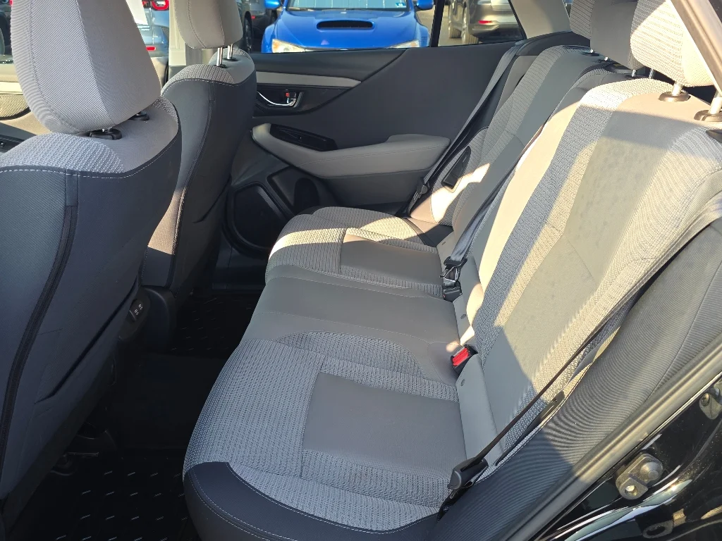 2021 Subaru Outback Premium - Photo 28