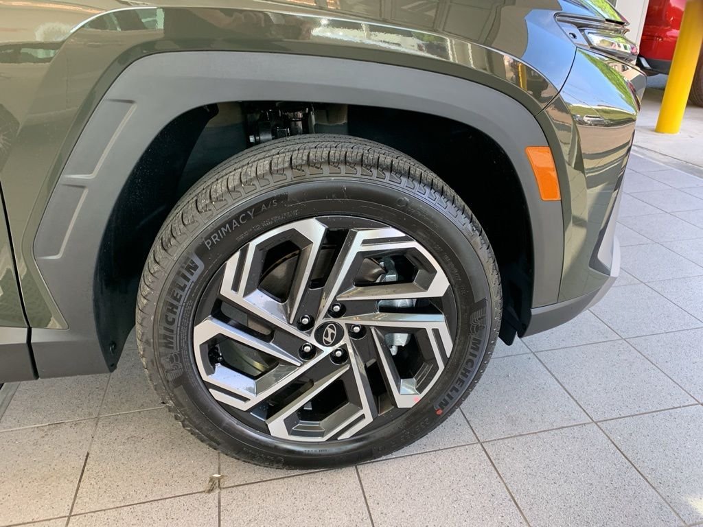 2018 Toyota RAV4 LE - Photo 40