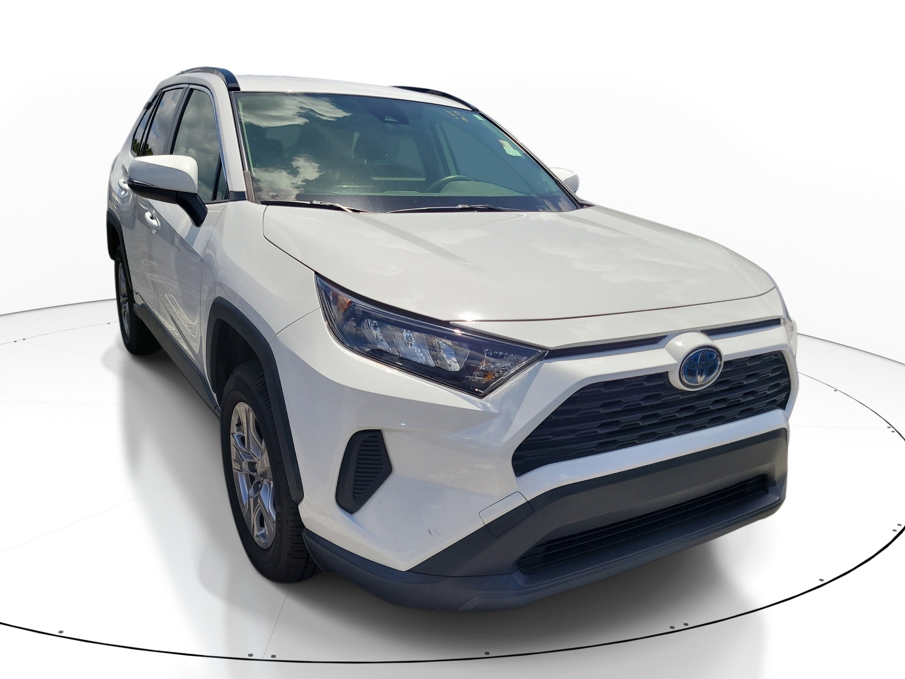 Used 2022 White Toyota Hybrid LE image 1