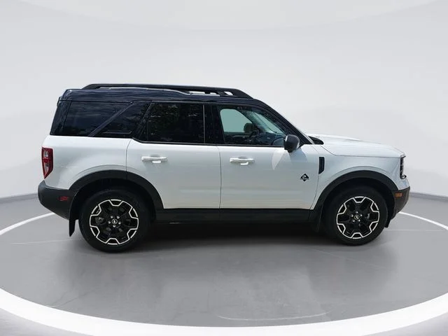Used 2025 White Ford Outer Banks image 6