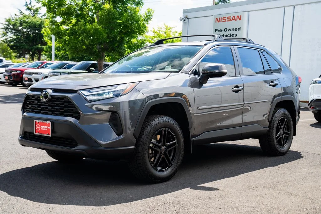 Used 2022 Gray Toyota XLE image 3