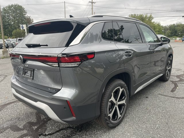 New 2026 Platinum Gray Metallic Volkswagen 2.0T SE image 4
