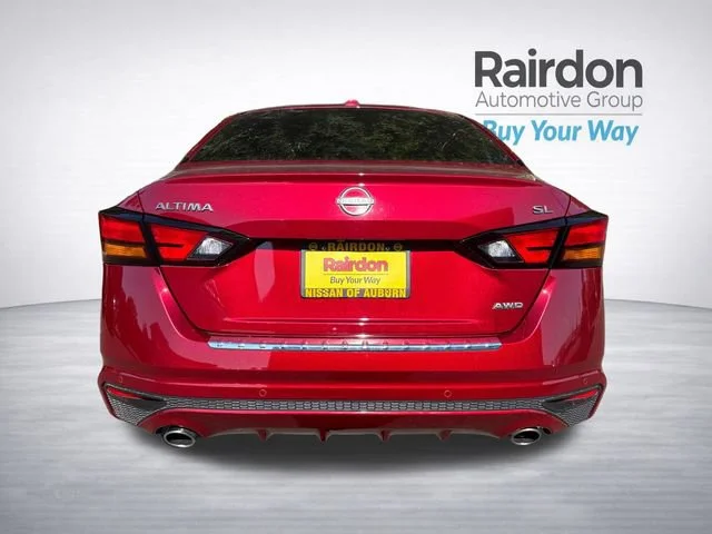 Used 2023 Scarlet Ember Tintcoat Nissan 2.5 SL image 6