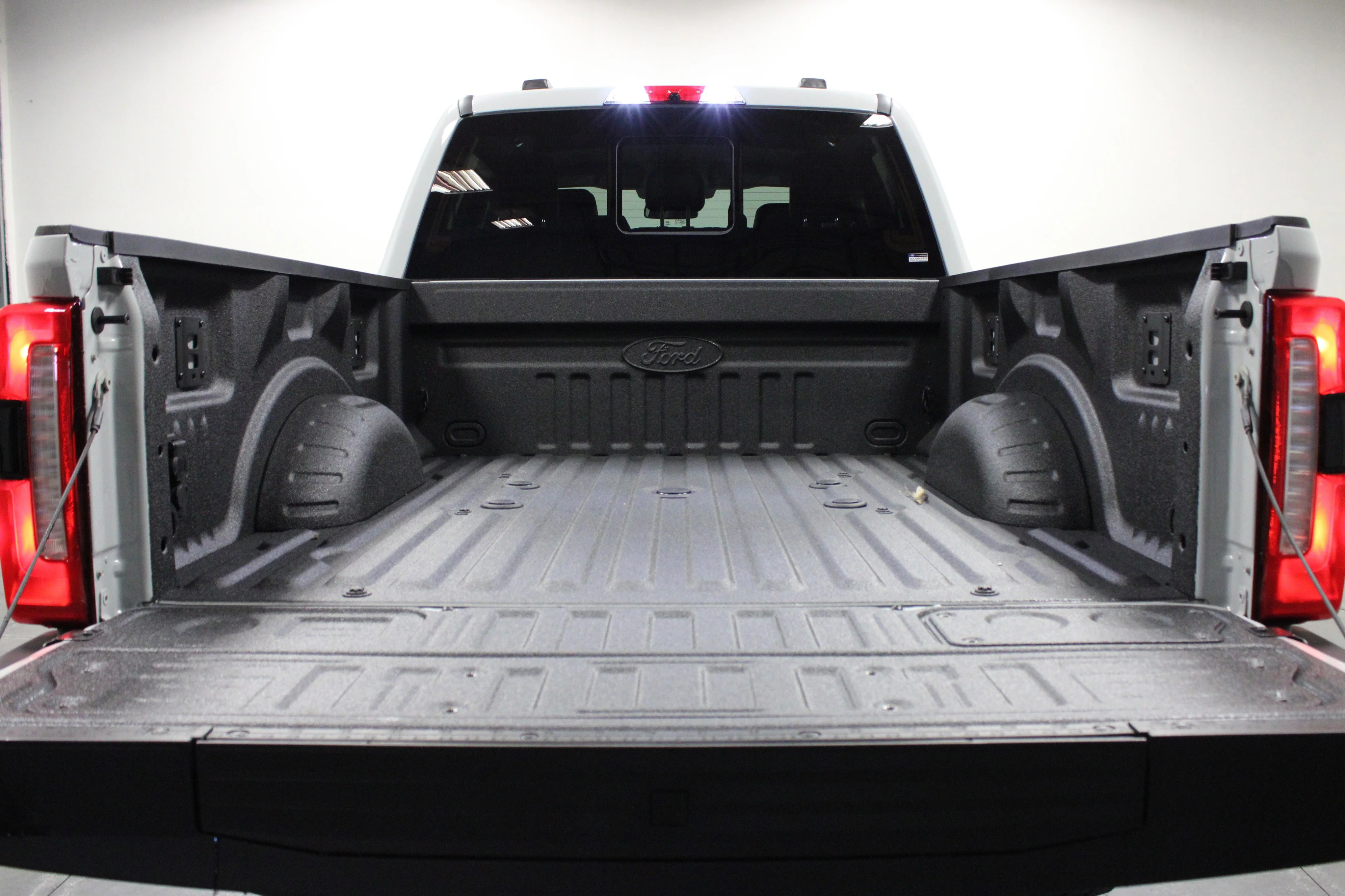New 2026 Avalanche Ford F-350® Lariat® image 14