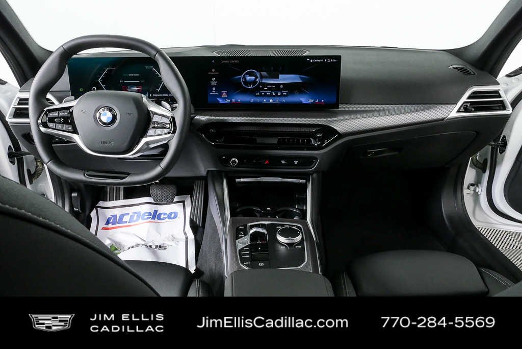 2025 BMW 3 Series 330i - Photo 18