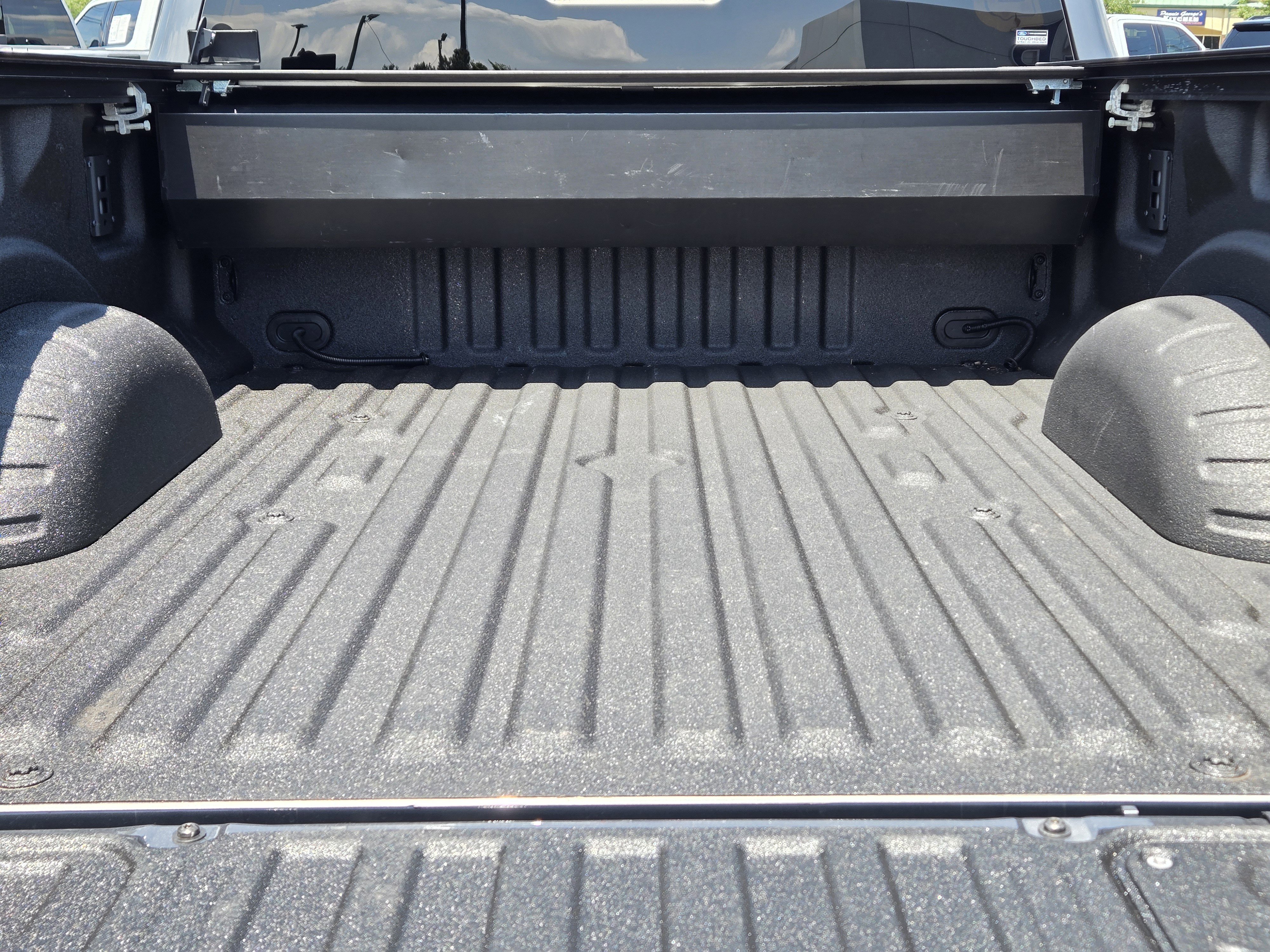 Used 2024 Carbonized Gray Metallic Ford Lariat image 12