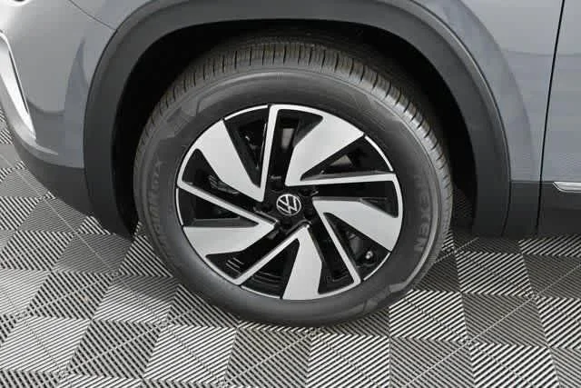 2026 Volkswagen Atlas SEL - Photo 8