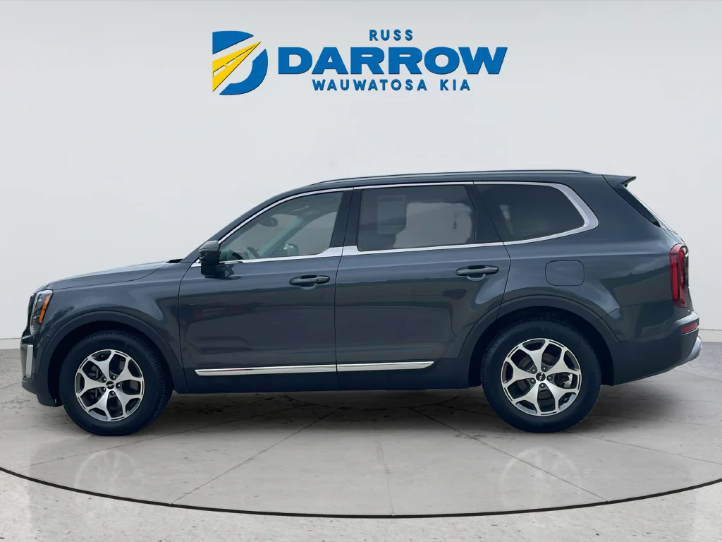 Used 2022 Gray Kia EX image 2