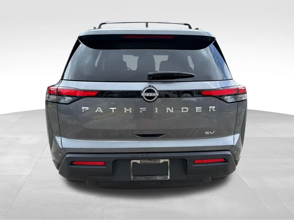 2023 Nissan Pathfinder SV - Photo 7