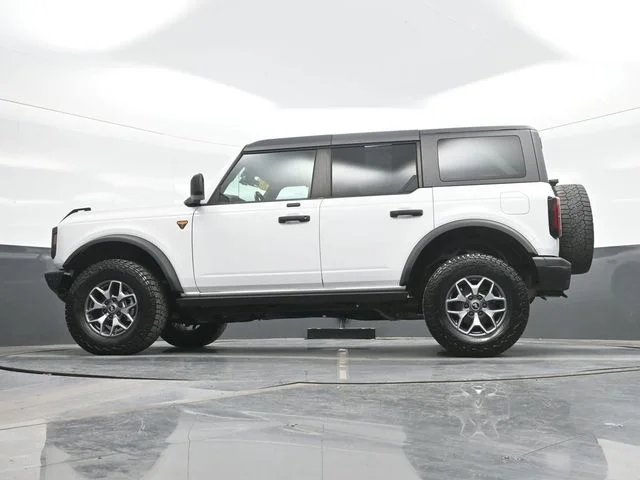 Used 2021 White Ford Badlands image 20
