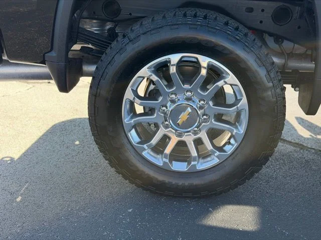 2025 Chevrolet Silverado 2500 HD LT - Photo 17