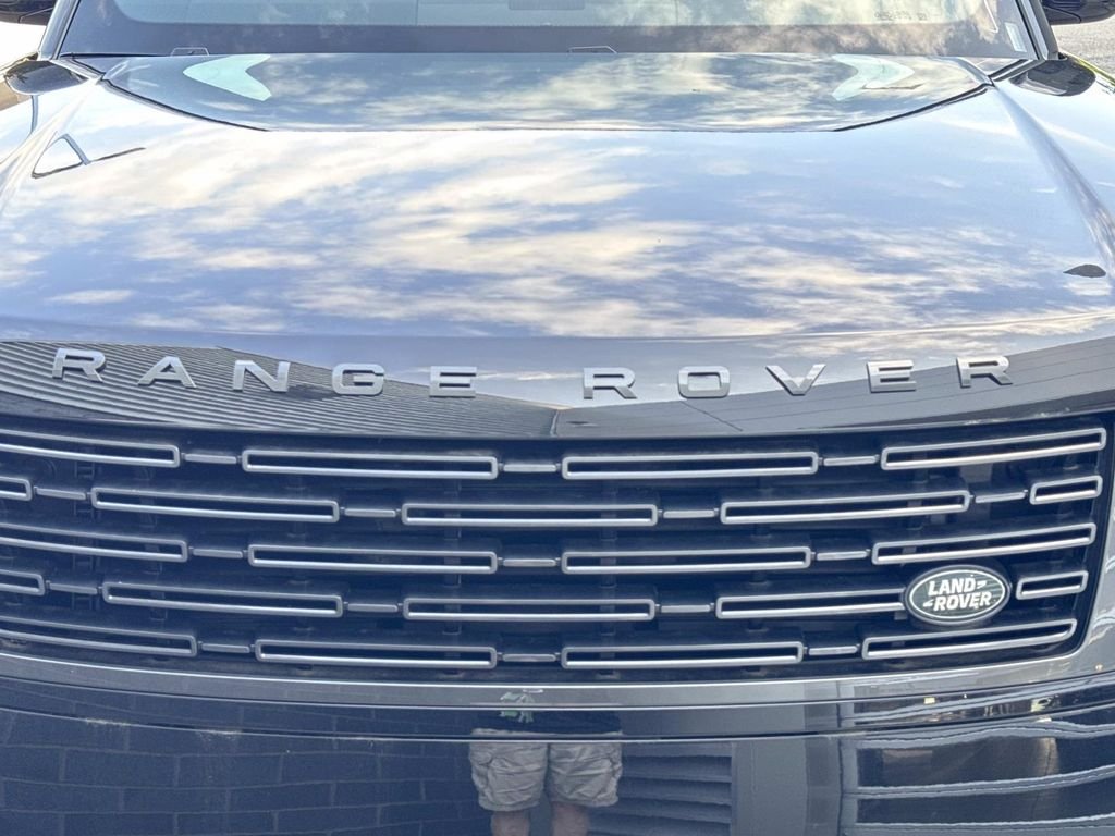 2026 Land Rover Range Rover SE - Photo 11