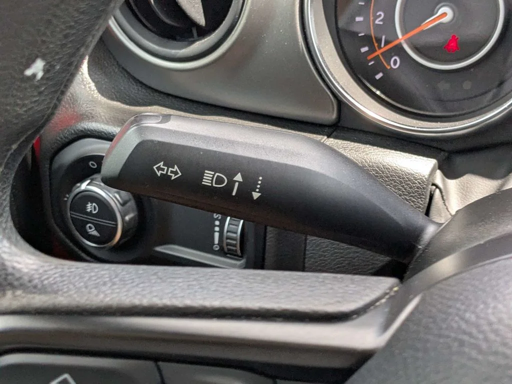 Used 2023 Red Jeep Sport image 23