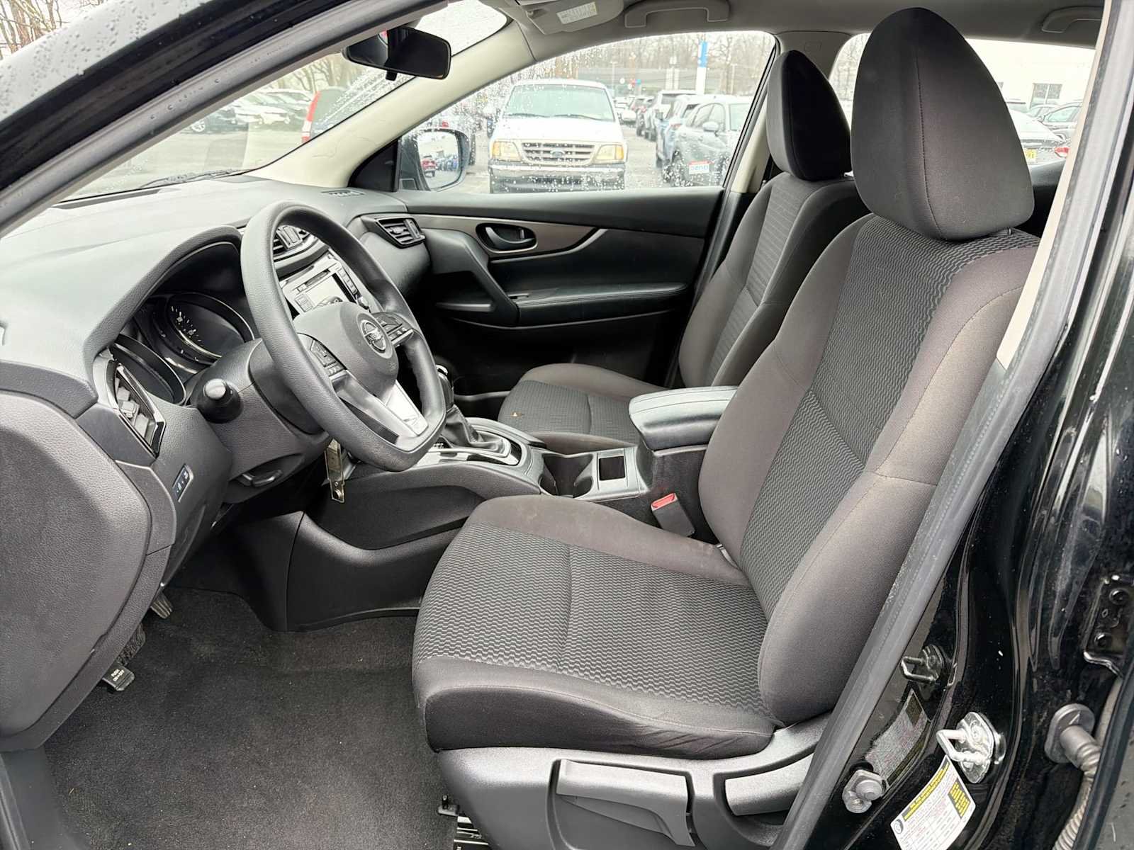 Used 2020 Magnetic Black Pearl Nissan S image 11
