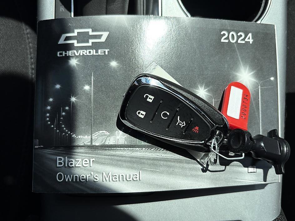 Used 2024 Sterling Gray Metallic Chevrolet LT image 28
