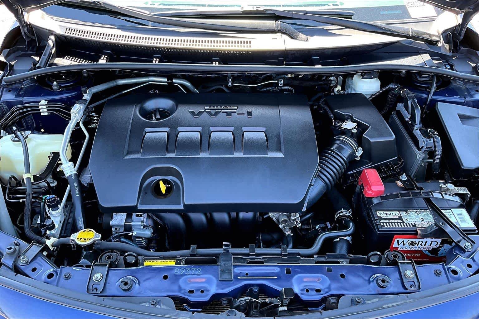 Used 2011 Nautical Blue Metallic Toyota LE image 31