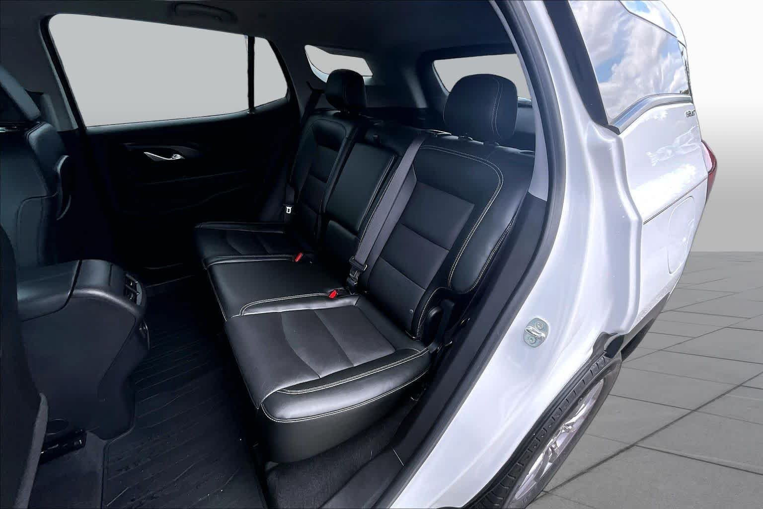 Used 2022 Summit White GMC SLT image 20