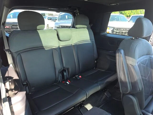 Used 2027 Black Kia X-Line SX-Prestige image 13