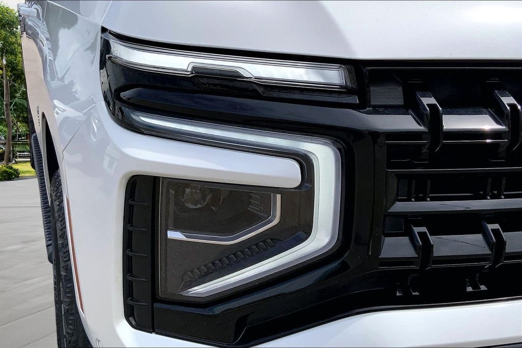 Used 2025 Beige Chevrolet Z71 image 32