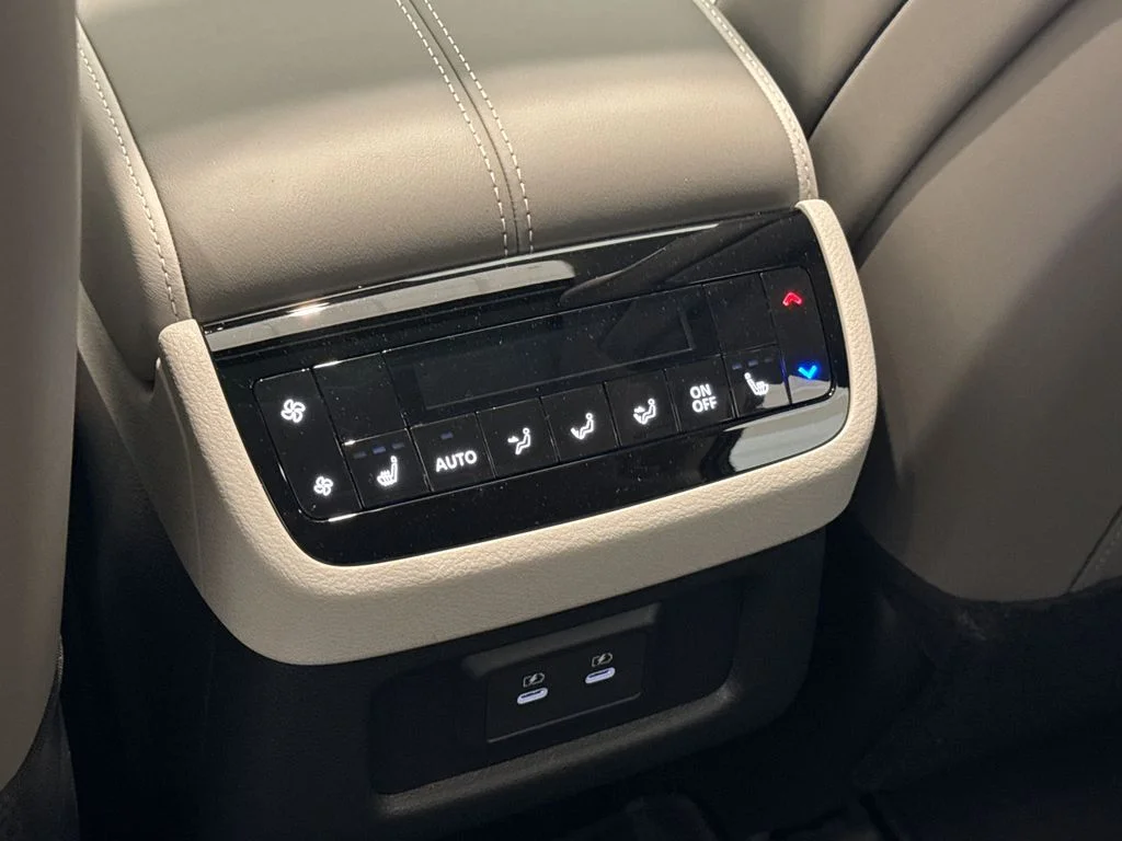 New 2027 WARM TITANIUM INFINITI Luxe FWD image 22