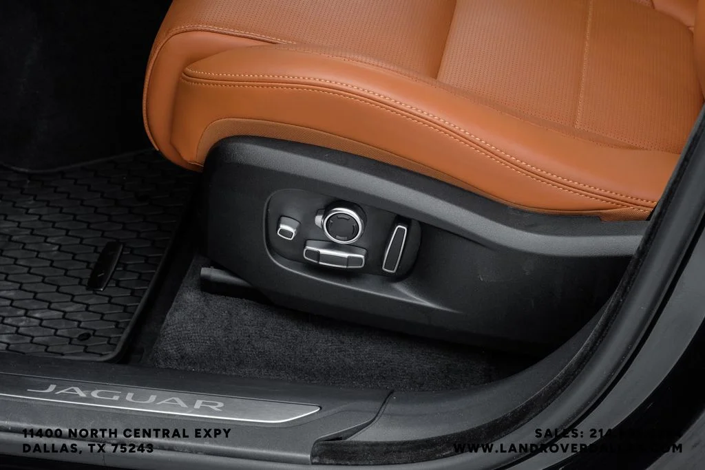 2026 Jaguar F-Pace R-Dynamic S - Photo 42
