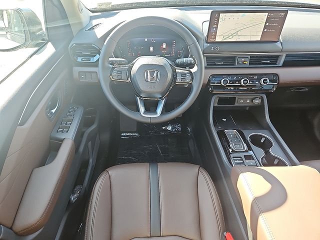 New 2026 Platinum White Pearl Honda Touring image 15