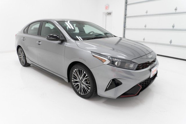 Used 2022 Steel Gray Kia GT-Line image 3