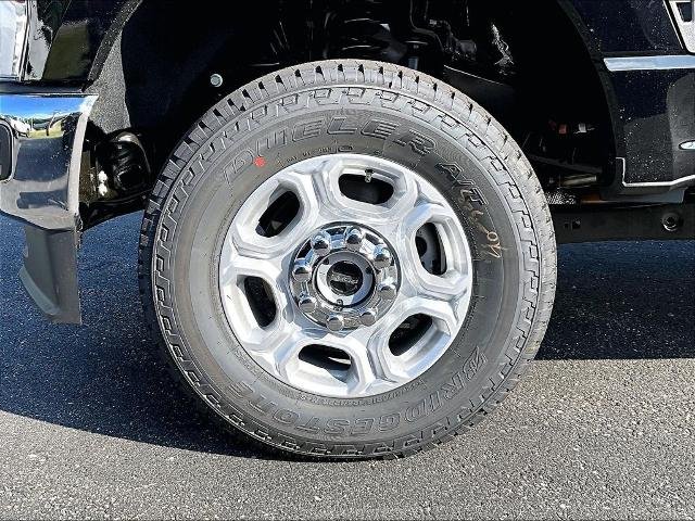 New 2026 Agate Black Metallic Ford XLT image 26