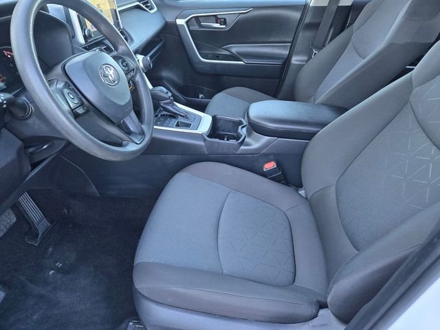 Used 2025 White Toyota XLE image 17