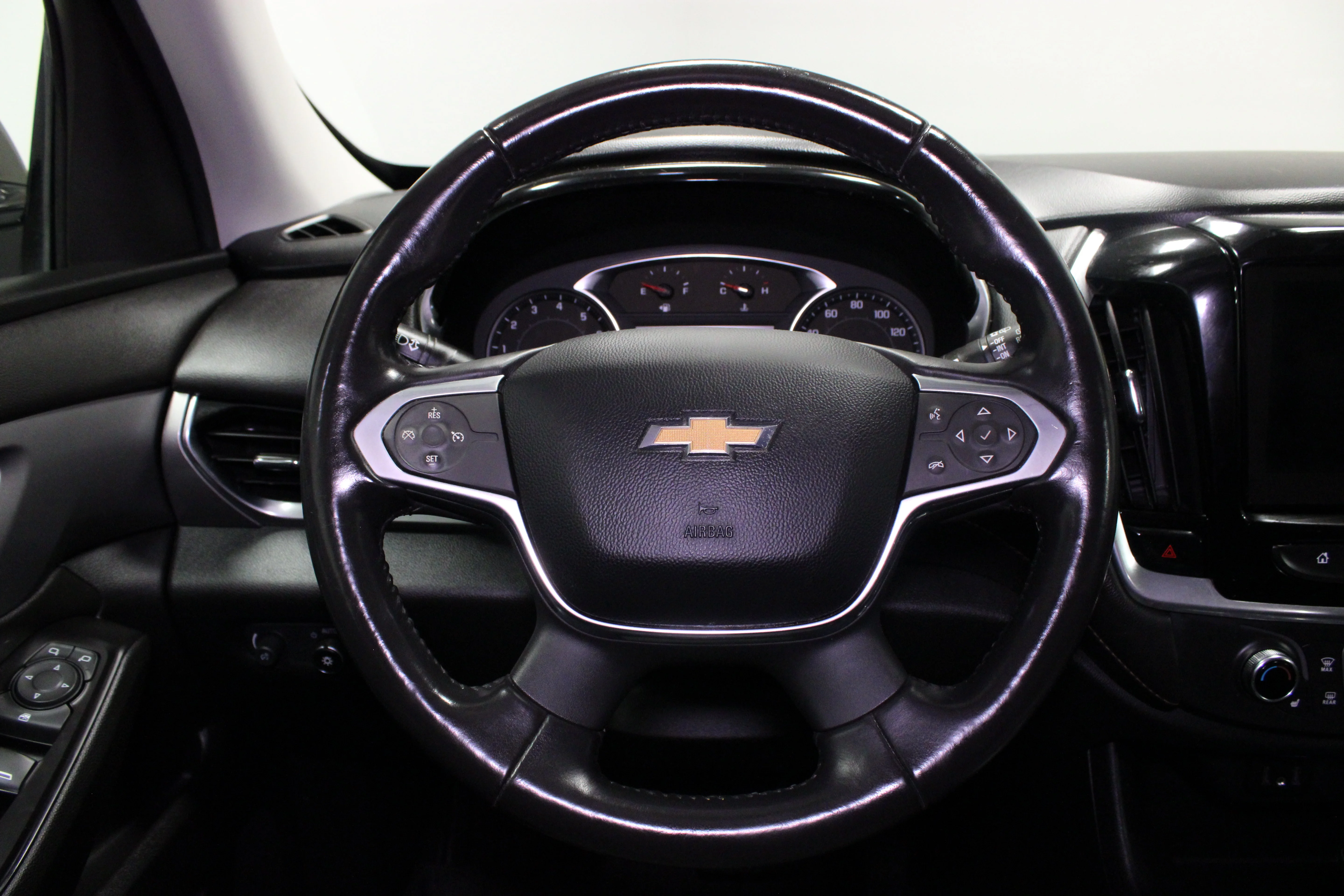 Used 2020 Stone Gray Metallic Chevrolet LT image 22