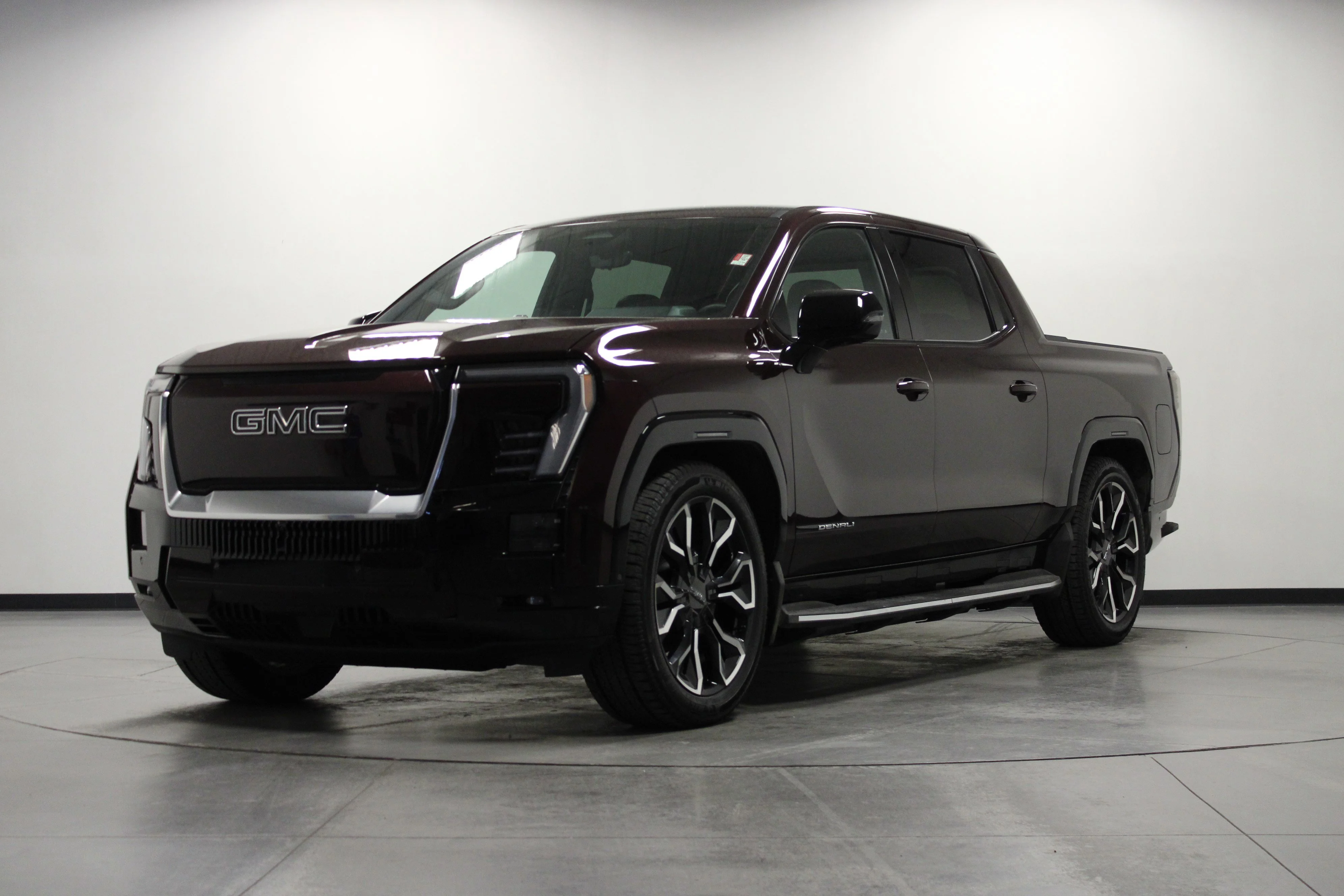 Used 2025 Dark Ember Tintcoat GMC Extended Range Denali image 8