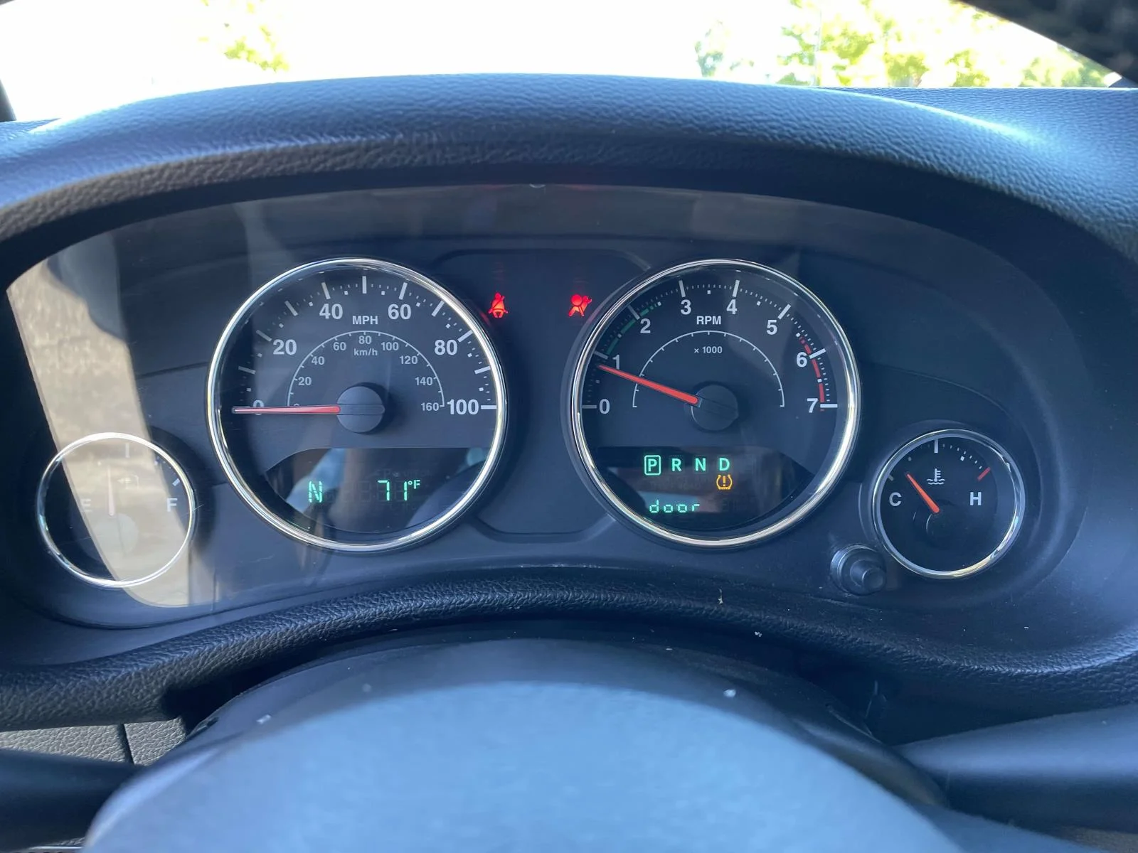 Used 2011 Green Jeep Sport image 19