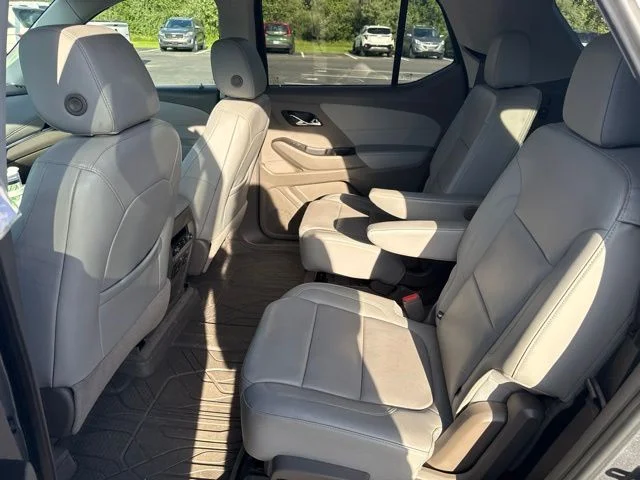 Used 2020 Gray Chevrolet Premier image 8
