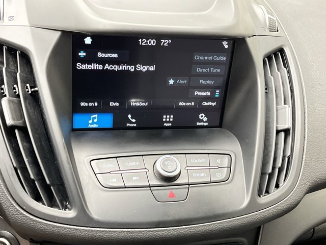 Used 2019 Oxford White Ford SE image 17
