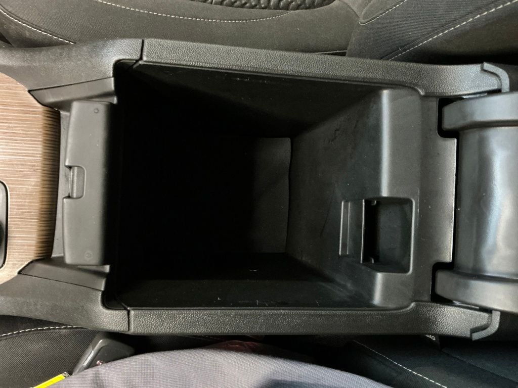 Used 2018 Blue GMC SLE-2 image 24