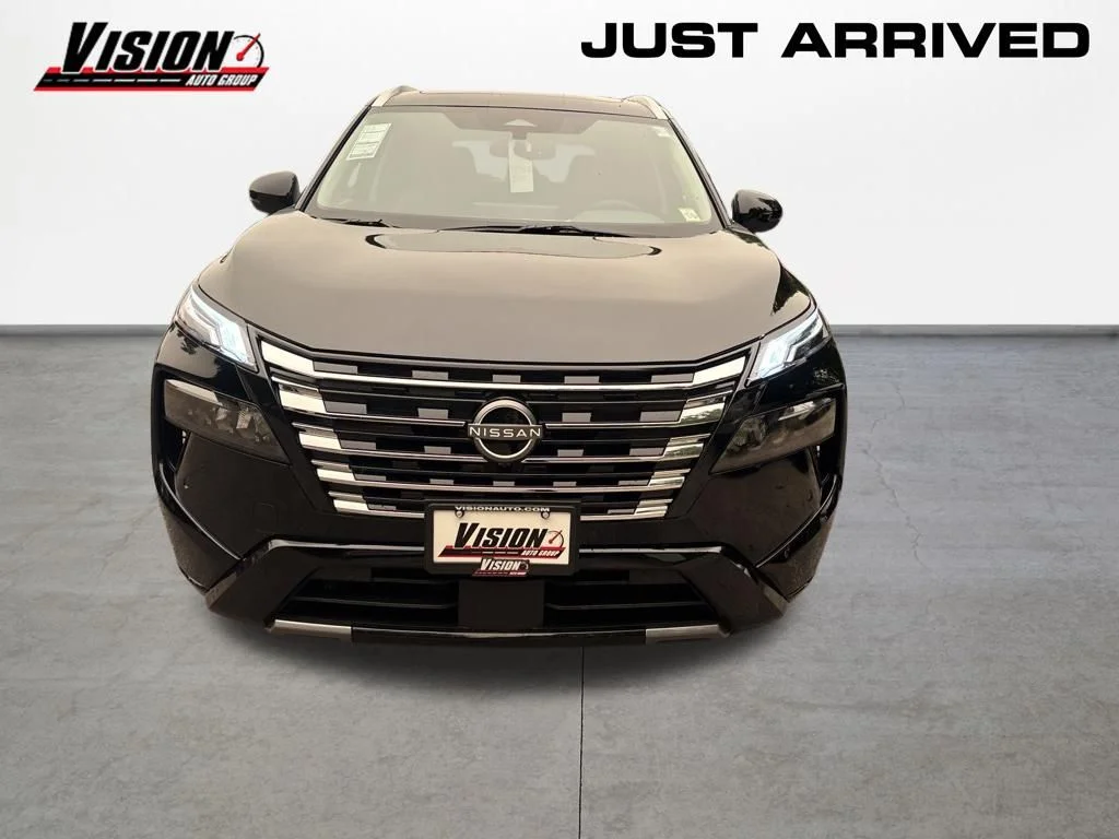 New 2026 Black Nissan Platinum image 2