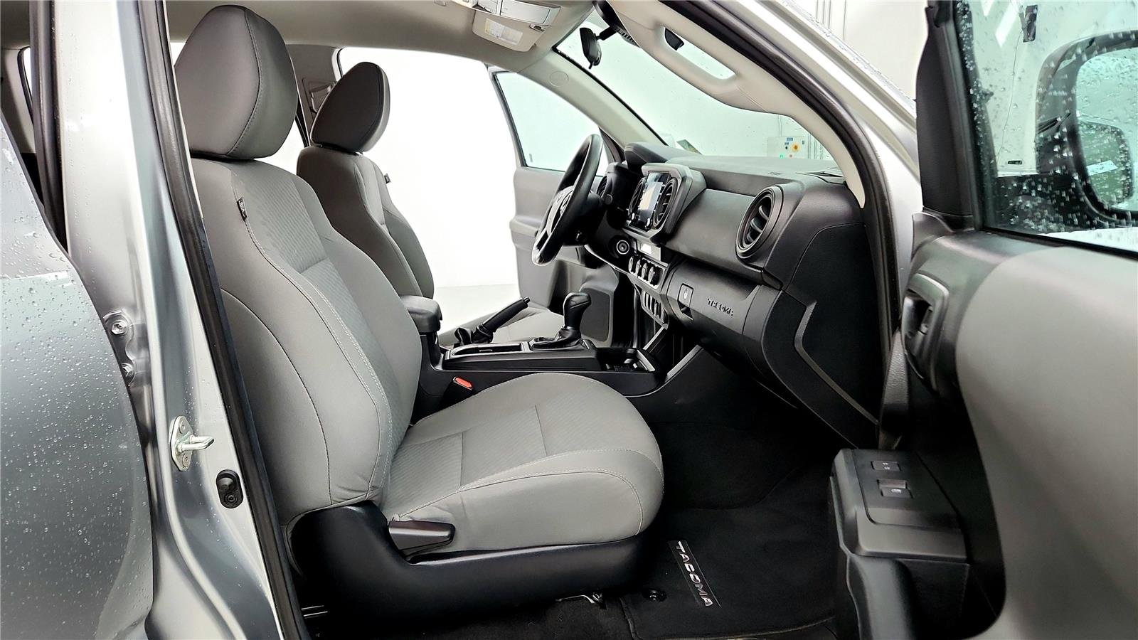 2022 Toyota Tacoma SR - Photo 17