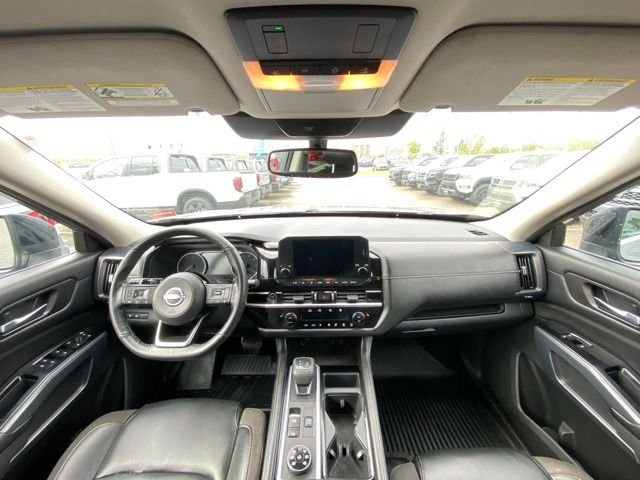 Used 2022 Gray Nissan SL image 40