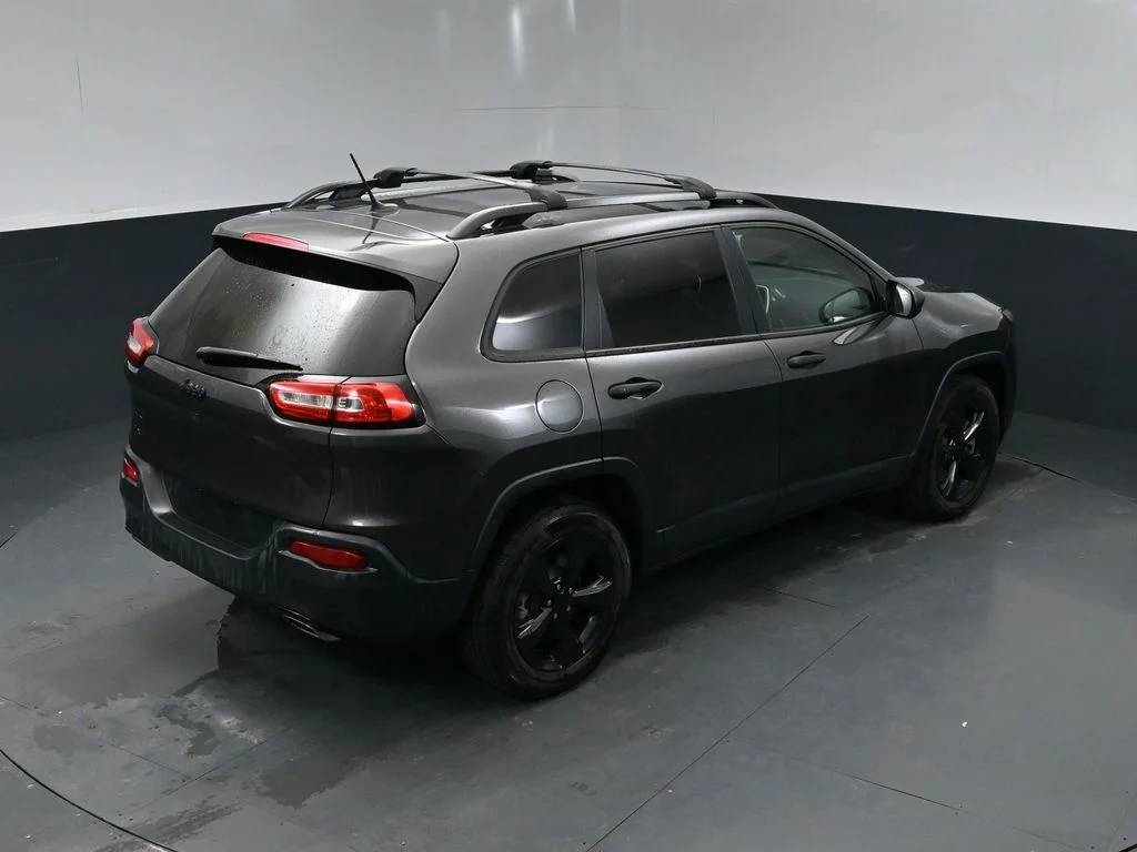 Used 2016 Gray Jeep Sport image 16